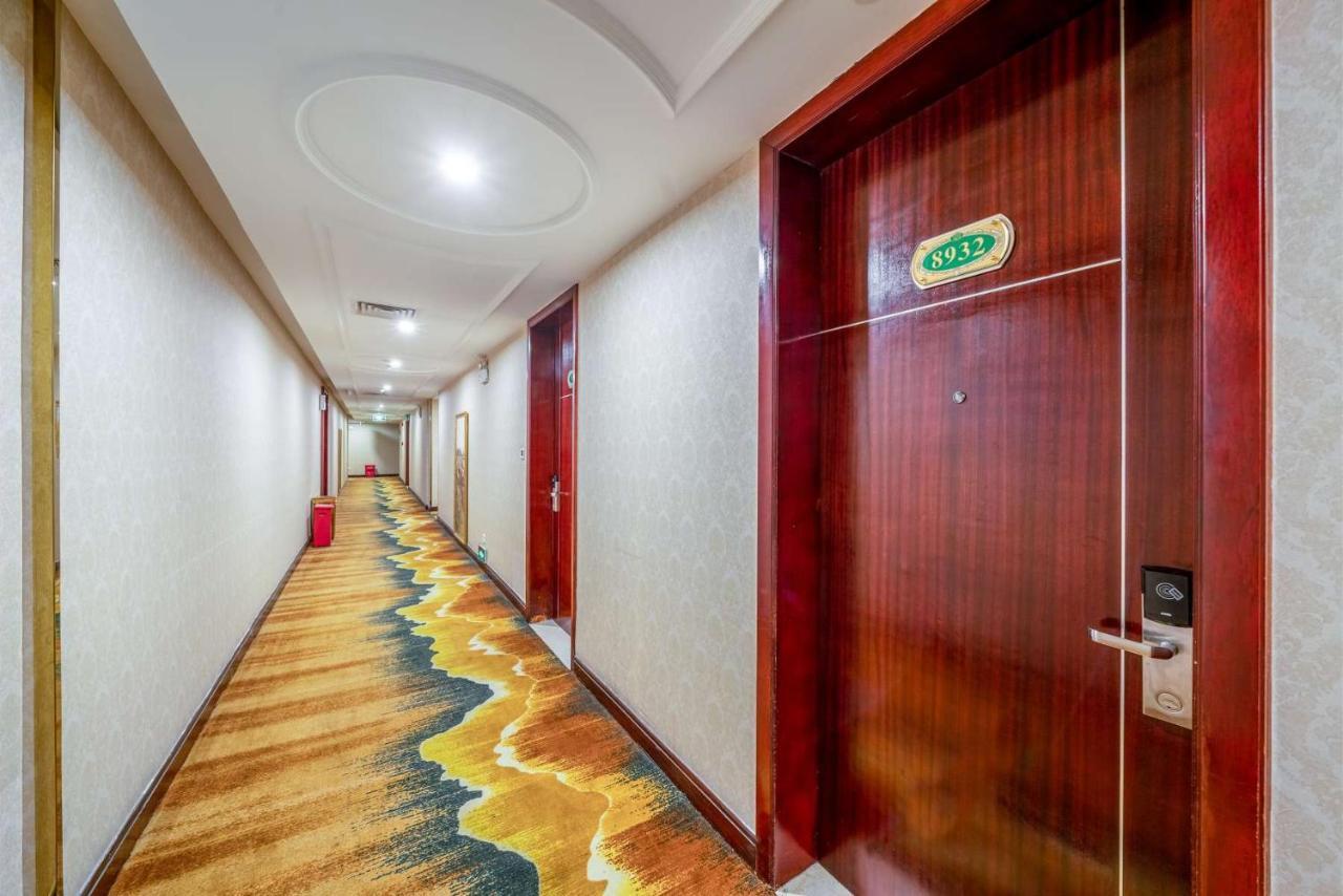 Vienna Hotel Dongguan Houjie Exhibition Center Exterior photo